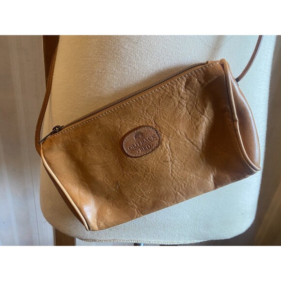 Outback Red Soft Leather Crossbody Womens Shoulder Purse Beige Italy - Picture 1 of 8